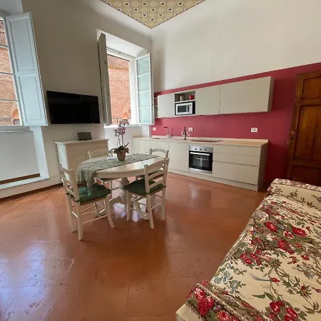 Siena Luxury Apartment For 2 Apartment